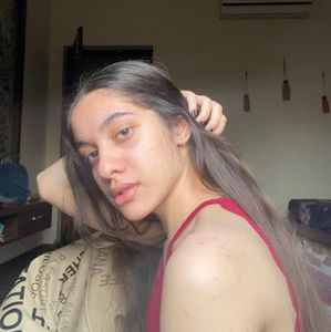 Meet your Posher, Zia